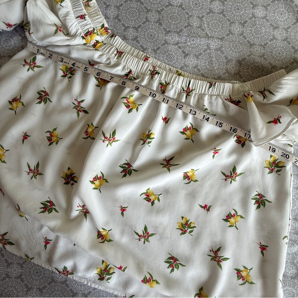 Soprano White Lemon Floral Off-Shoulder Blouse Size M - Picture 8 of 9